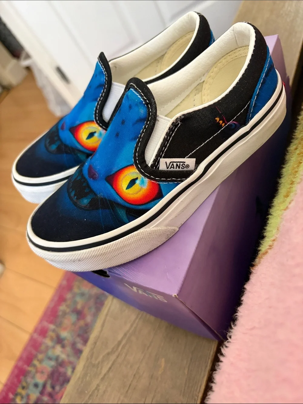Vans Kids Slip-On KPOP with Derpy Graphics Size 12